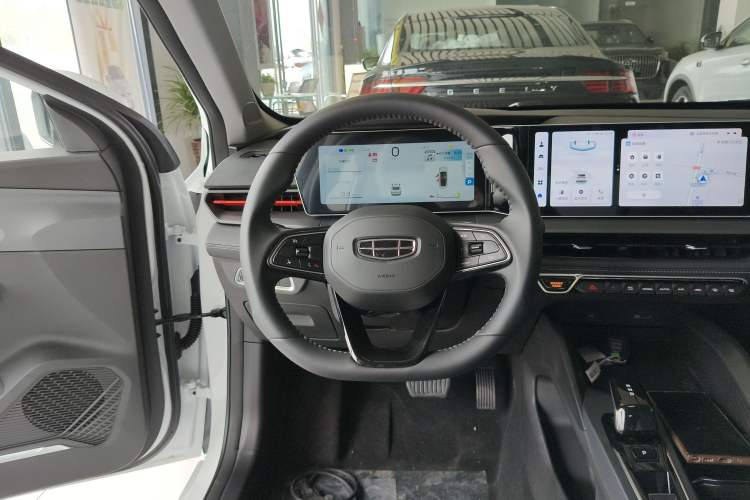 Used Geely Auto Binray 2024 Binrui COOL 1.5T DCT Longteng Edition Steering Wheel