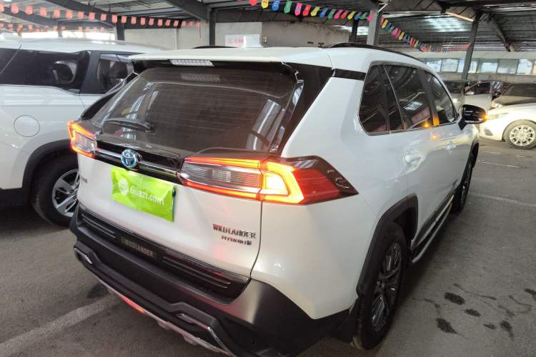 Used Toyota Wildlander 2023 Dual-Motor 2.5L E-CVT Two-Wheel Drive Luxury PLUS Edition