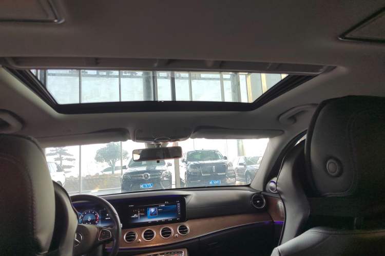 Used Mercedes-Benz E-Class 2018 Facelift E 200 L Headliner