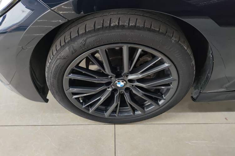 Used BMW 3 Series 2021 Second Facelift 325Li M Sport Night Edition Package