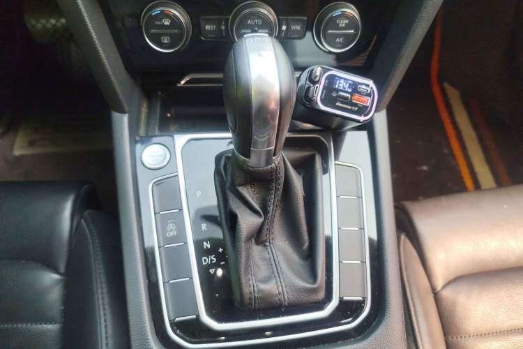 Used Volkswagen Magotan 2018 Facelift 330TSI DSG Luxury Model
