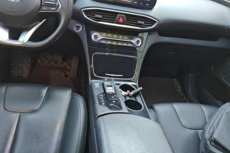 Used Hyundai Santa Fe 2020 380 TGDi Automatic Two-Wheel Drive GLS Luxury Edition