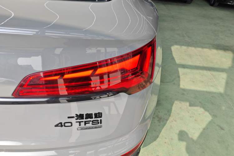 Used Audi Q5L Sportback 2022 Updated 40 TFSI Fashion Version
