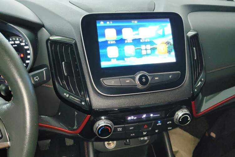 Used Changan CS55 2017 1.5T Manual Colorful Edition
