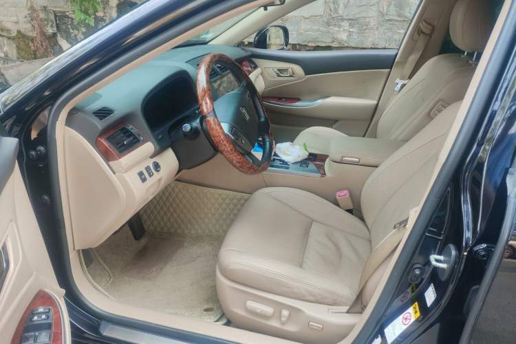 Used Toyota Crown 2012 2.5L Royal Left Front Seat