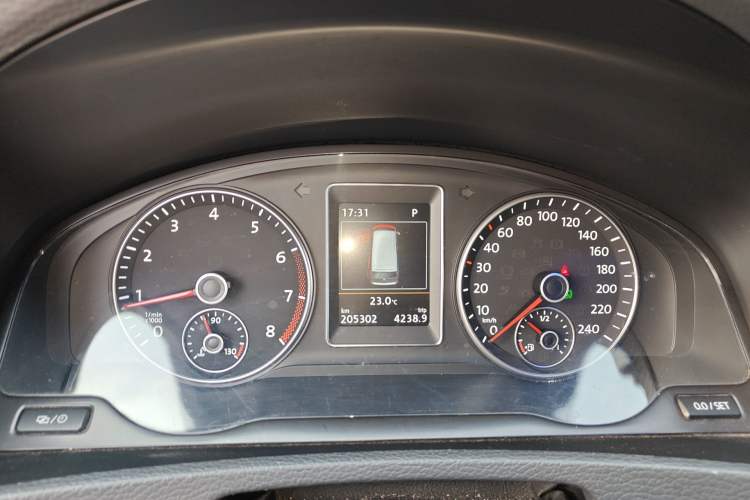 Used Volkswagen Multivan 2014 2.0 TSI Four-Wheel-Drive Executive Edition
