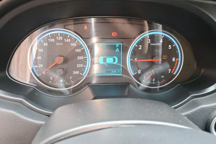 Used Brilliance V5 2012 1.6L Automatic Luxury Version
