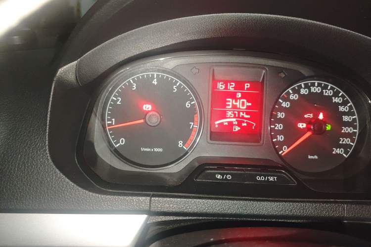 Used Volkswagen Jetta 2013 1.6L Automatic Fashion Model
