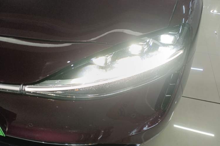 Used Hima Stelato S9 2025 Extended-Range Ultra Left Front Headlight