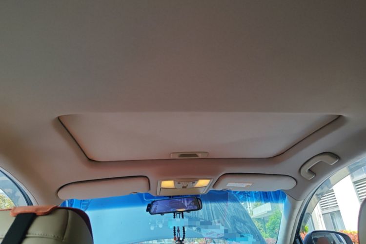 Used Nissan Teana 2011 2.5L XL Advanced Edition Headliner