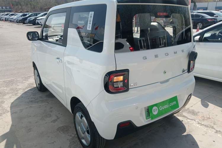 Used Geely Galaxy Panda 2024 Panda Mini 200km Endurance Bear
