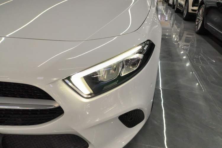 Used Mercedes-Benz A-Class 2019 A 200 Dynamic Edition Left Front Headlight