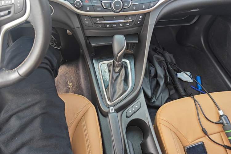 Used Buick Excelle GX 2019 18T Automatic Connected Flagship Version China VI Standard
