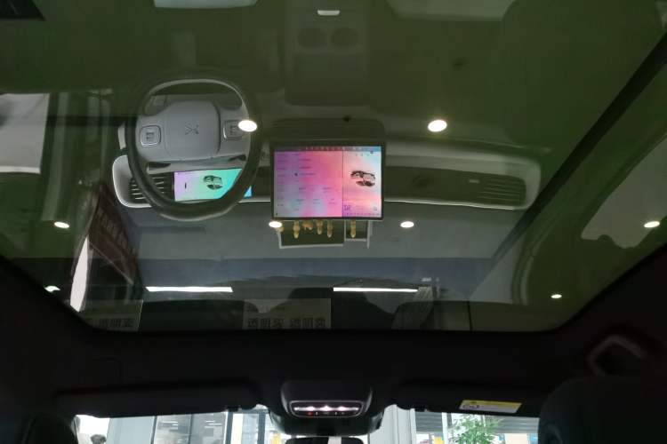 Used XPeng G6 2023 755 Ultra-Long Range Pro Headliner