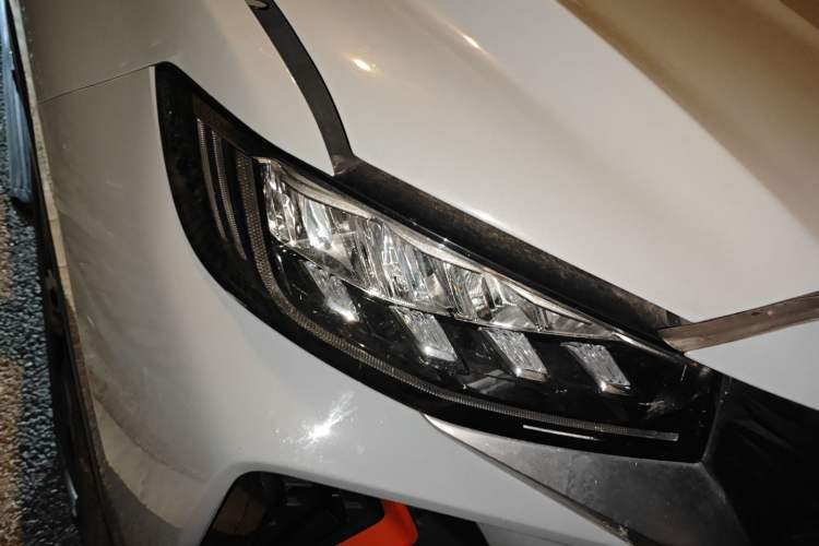 Used Geely Auto Emgrand X7 Sport 2022 Boyue X 1.8TD DCT ZhiShang Model Right Front Headlight