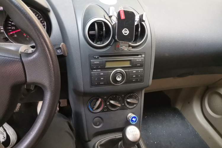 Used Nissan Qashqai 2011 2.0 XL Fire 6MT 2WD
