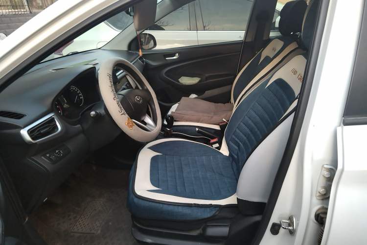 Used Hyundai Verna (older generation) 2017 1.4L Manual Refreshed Version China VI Standard
