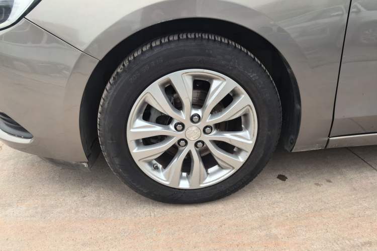 Used Buick GT 2018 15T Dual-Clutch Elite Model China V Standard