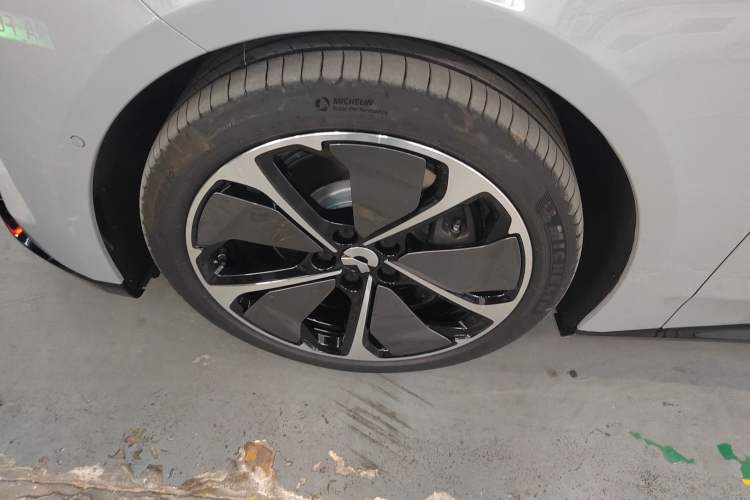 Used Nio ET5T 2025 75 kWh Touring