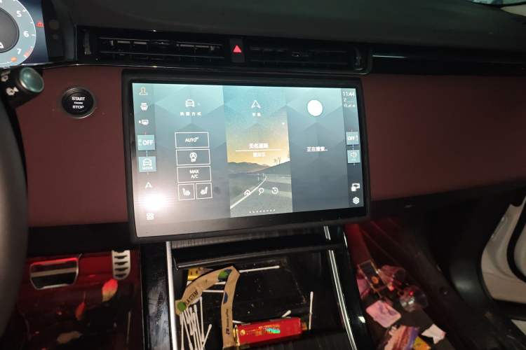 Used Land Rover Range Evoque 2024 Aurora L 249 PS Prestige Light-Chasing Edition