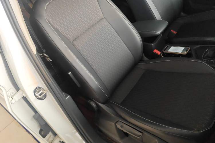 Used Volkswagen Tiguan L 2018 Revised Version 330TSI Automatic Two-Wheel Drive Trendy Edition