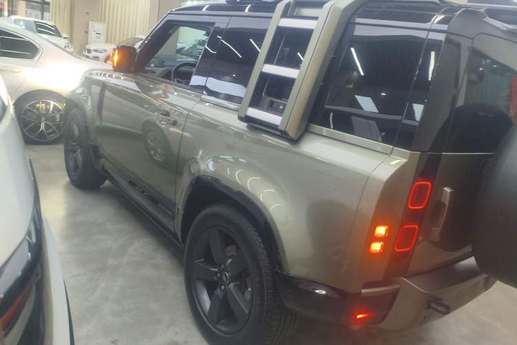 Used Land Rover Defender 2022 90 2.0T P300 X-DYNAMIC HSE