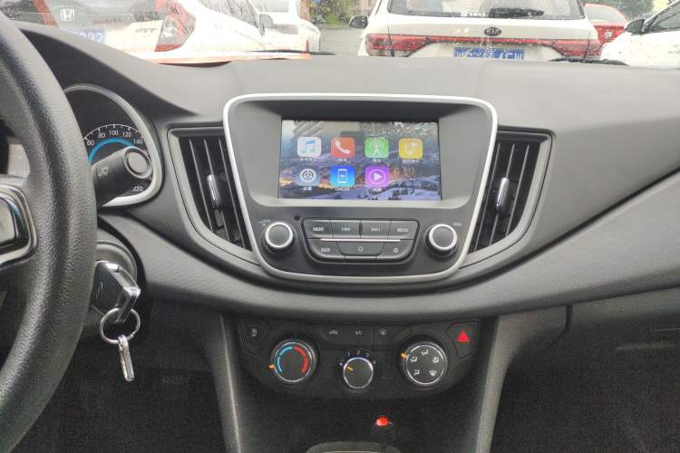 Used Chevrolet Cavalier 2016 1.5L Manual Xinyue Edition Audio And AC Panel