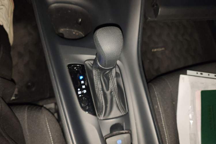 Used Toyota IZOA 2023 2.0L Yixing Version Gear Lever