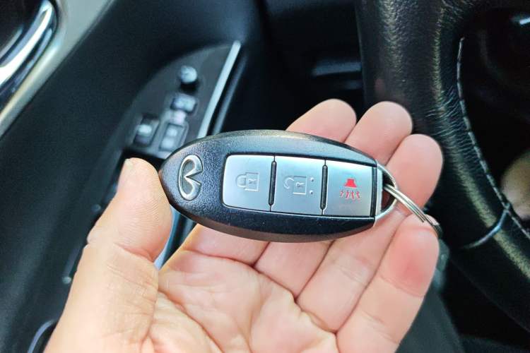 Used Infiniti QX50 2015 2.5L Enjoyment Edition
