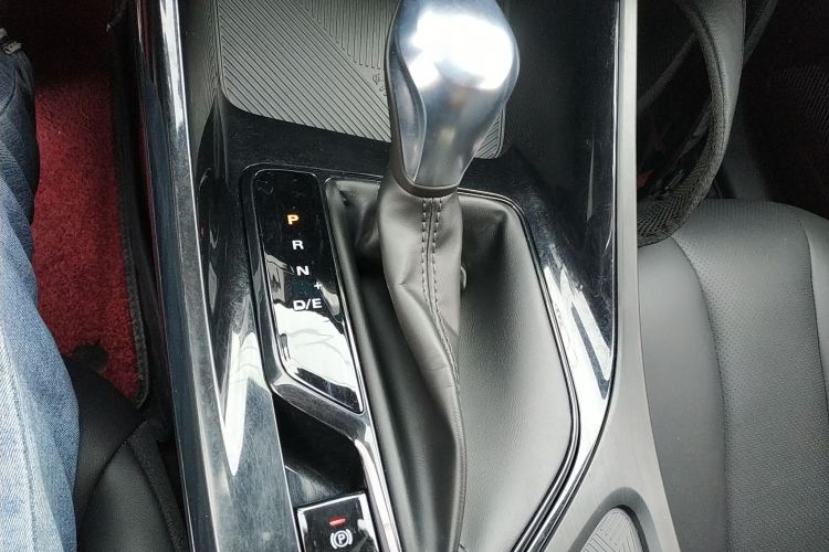 Used Roewe i5 2021 1.5L CVT Starry Edition
