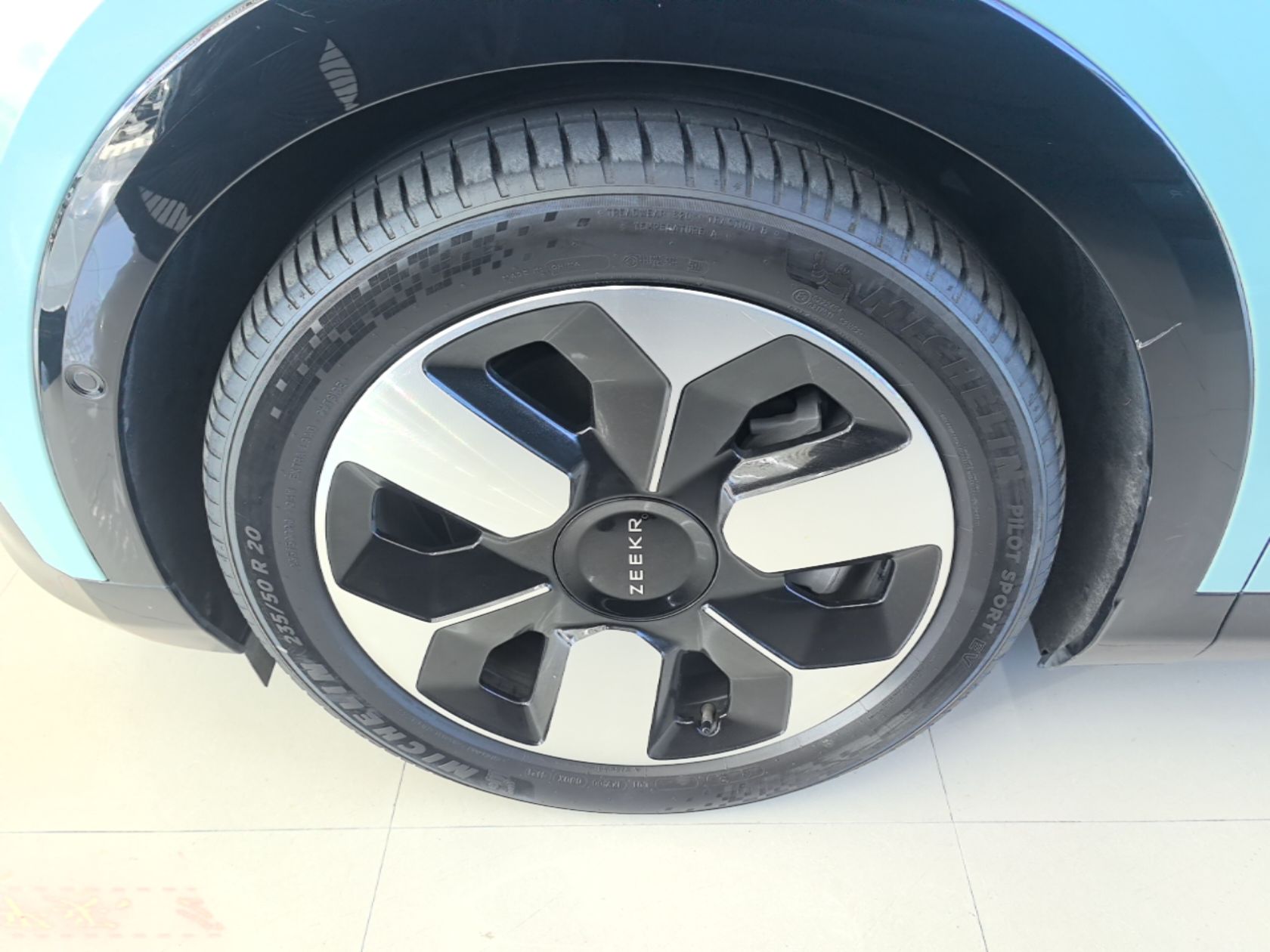 Zeekr MIX 2025 Long-Range Intelligent Driving Edition — снимка 10