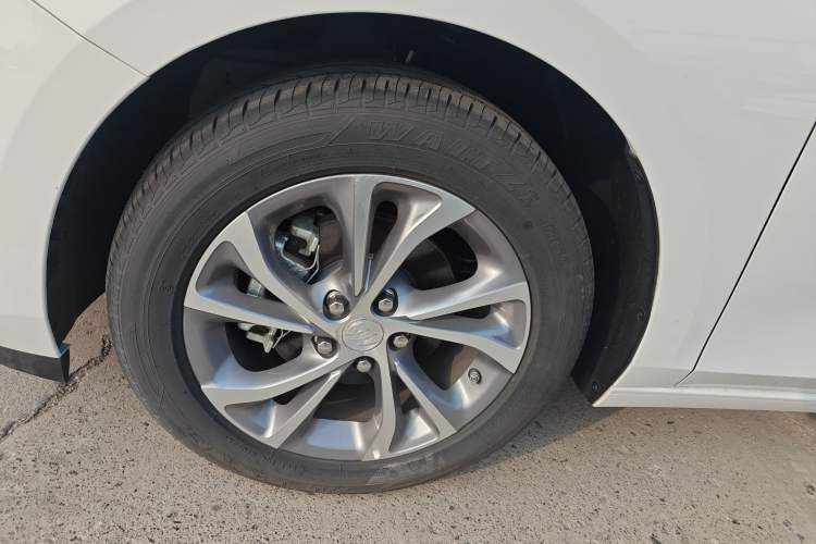 Used Buick Verano 2023 Pro Enjoyment Edition Exterior 4