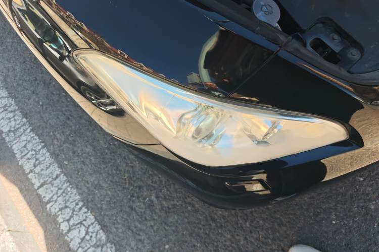 Used Infiniti Q70 2013 Q70L 2.5L Comfort Edition Right Front Headlight