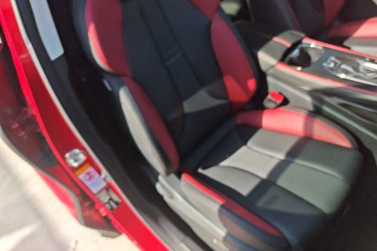 Used CHANGAN OSHAN X5 2021 1.5T DCT Prestige Edition Right Front Seat