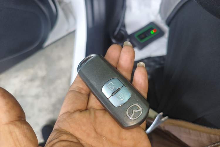 Used Mazda CX-4 2020 2.0L Automatic Two-Wheel Drive Blue Sky Dynamic Edition Vehicle Key