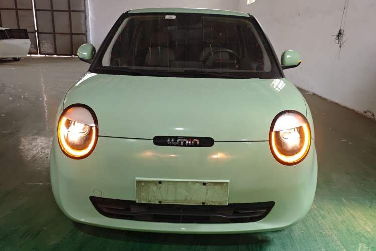 Used CHANGAN NEVO Lumin 2022 155 km – Refreshingly Sweet Edition Front