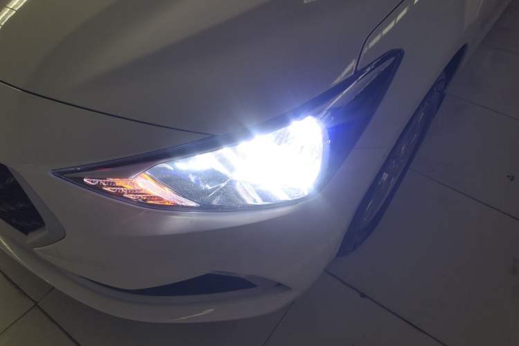 Used Hyundai Celesta 2020 1.6L Automatic GL Enjoyable Edition Left Front Headlight