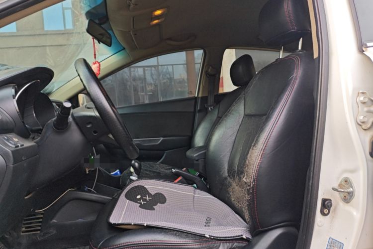 Used Kia K2 2011 Sedan 1.4L Manual Transmission GLS
