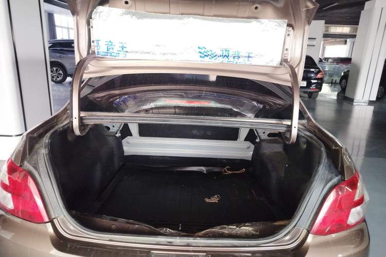 Used Peugeot 301 2016 1.6L Manual Comfort Edition