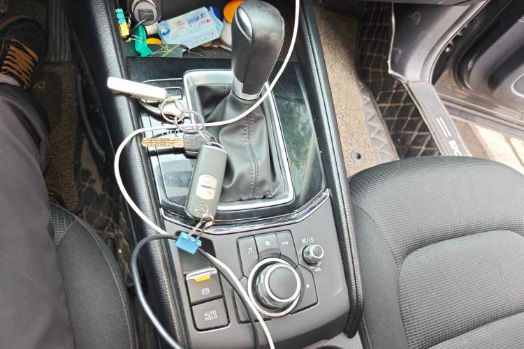 Used Mazda CX-5 2020 2.5L Automatic Two-Wheel Drive Smart Version Gear Lever