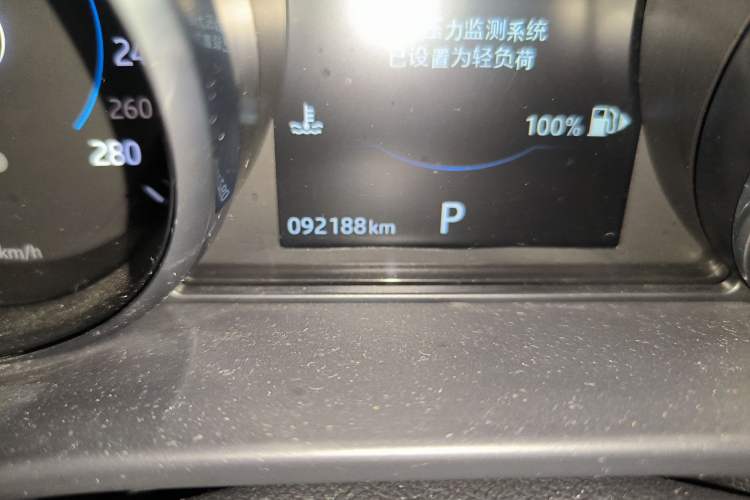 Used Jaguar F-PACE 2016 2.0T Two-Wheel Drive Urban Luxury Edition