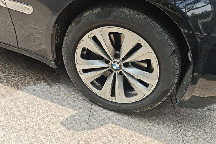 Used BMW 7 Series 2013 730Li Leading Model
