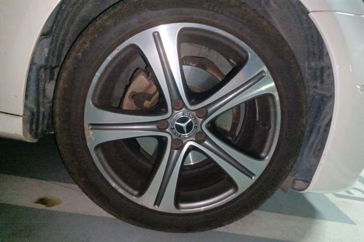 Used Mercedes-Benz E-Class 2016 E 200 L Sport Edition
