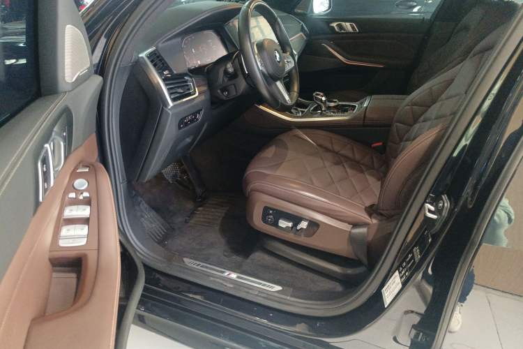 Used BMW X5 2022 Restyled xDrive 40Li M Sport Package
