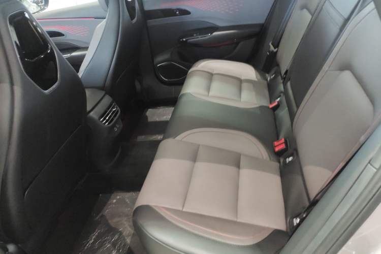 Used Hongqi EH7 2025 640 All-Wheel Drive Smart Selection Edition Left Rear Seat