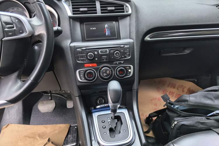 Used Citroen C4L 2014 1.8L Intelligent Drive Automatic Dynamic Model Audio And AC Panel