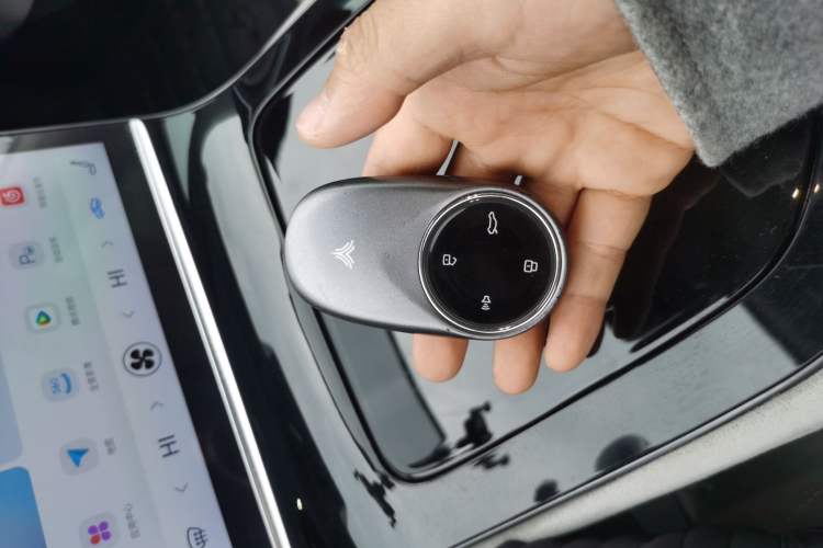 Used NETA S 2022 Extended-Range Version 1160 km Rear-Drive Big Edition
