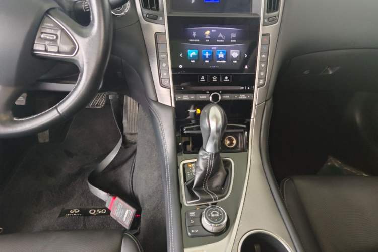 Used Infiniti Q50L 2016 2.0T Enjoyment Edition Gear Lever