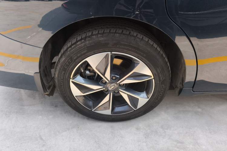 Used GAC Trumpchi M6 2021 270T DCT Elite Edition (7-seater)