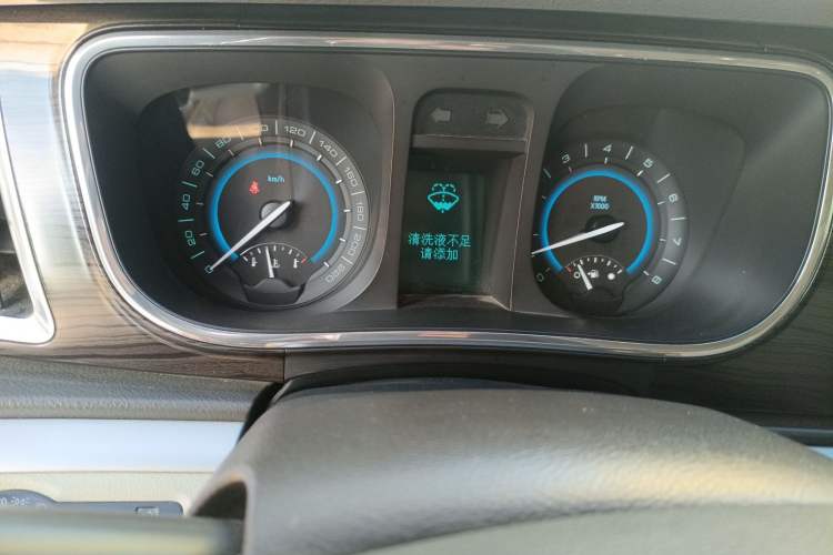 Used Buick GL8 2013 3.0L GT Luxury Business Haoya Edition